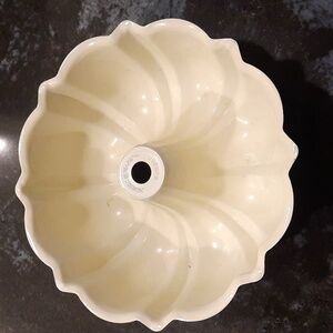 Nordic Ware Fluted Cake Pan in Cream